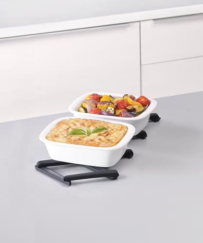 Joseph Joseph Stretch Folding Silicone Trivet for Hot Pots and Pans, Expanding Nonslip Stand, Heat Resistant mat for Kitchen Worktop - Black