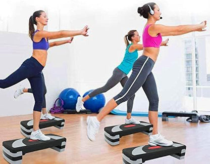 31 Inch Adjustable Workout Aerobic Step, Exercise Platform Trainer w 4 Adjustable Risers for Home Gym Fitness Workout,Lightweight