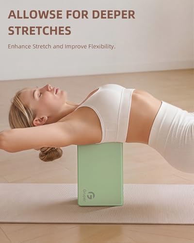 Gruper Yoga Blocks 2 Pack, 9"x6"x3" Exercise Blocks High-Density EVA Foam Blocks with Soft Non-Slip Surface, Lightweight Yoga Props for Yoga Pilates Meditation & Stretching - color: Grass Green