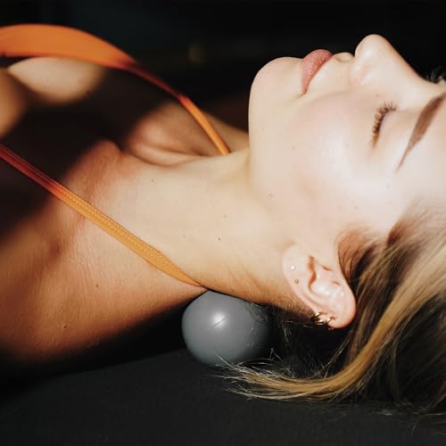 Tiger Ball Peanut 2.4 Foam Roller – Deep Tissue Massage Ball for Back & Neck, Myofascial Trigger Point Therapy Tool, Dual Silicone Balls with Gription – Compact, Portable, Non-Slip Recovery Roller