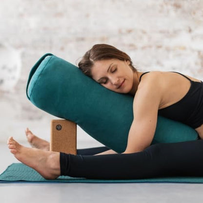 Manduka Yoga Block - Fine-Grain Block, Yoga Equipment, Home Gym Accessory, Pilates Tool, Lightweight for Travel, Extra Firm Workout Accessory with Comfortable Edges - size: 3" x 4" x 8.5"
