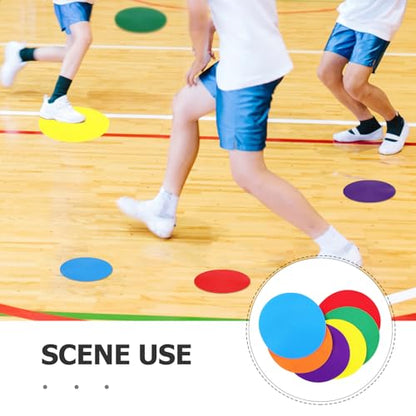 18pcs Sport Spot Markers, Non-Slip Carpet Spots Circle Floor Dots for Soccer Basketball Agility Training, Gym Pe Sports Drill Markers with Carry Bag