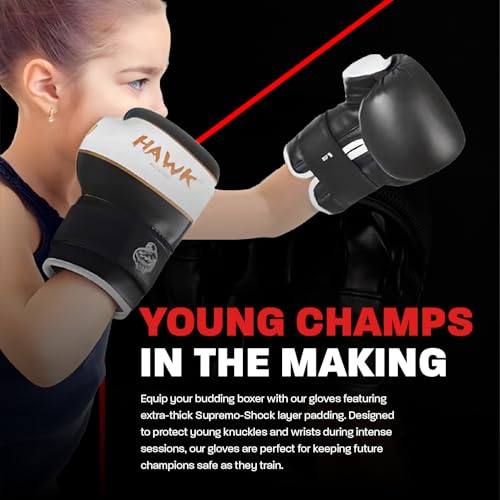 Kids Boxing Gloves for Kids Children Youth Punching Bag Kickboxing Muay Thai Mitts MMA Training Sparring Gloves - color: Black, size: 4 oz
