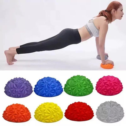 Yoga Half-Ball Trainer - Textured Hemisphere Yoga Ball 16 cm with Foot Massage Surface for Balance Training - Core Stability & Outdoor or Indoor Play - Dual Purpose Exercise & Game Equipment