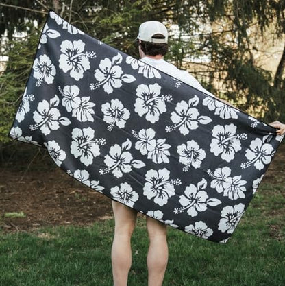 Sprints Athletic Running Towel, Full-Sized, Car Seat Cover - Performance Microfiber (Flex on the Beach - Black)