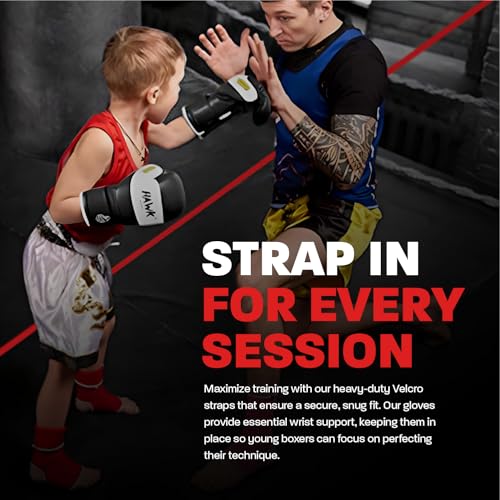 Kids Boxing Gloves for Kids Children Youth Punching Bag Kickboxing Muay Thai Mitts MMA Training Sparring Gloves - color: Black, size: 4 oz