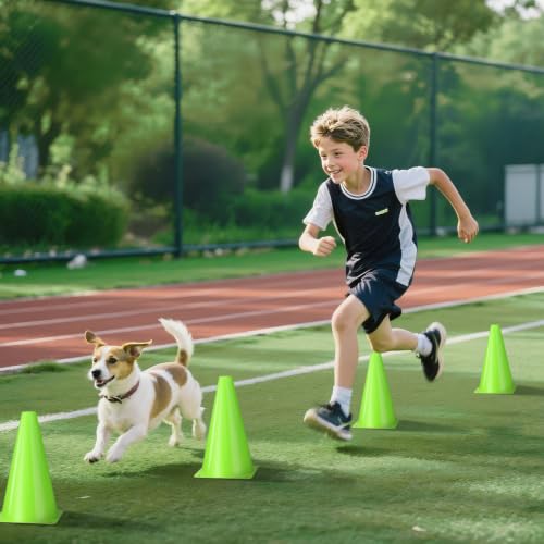 12pcs Cones 9 Inch Soccer Cones and Plastic Traffic Cones, Durable Cones for Sports Training, Ideal for Soccer, Basketball, Football, Skating, and Agility Drills Practice - color: green