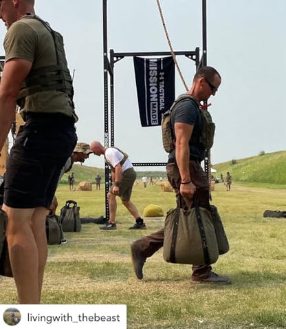 Shellback tactical Physical Fitness Training Vest – Adjustable Weighted Workout Vest for 10x12 Training Plates - color: Coyote