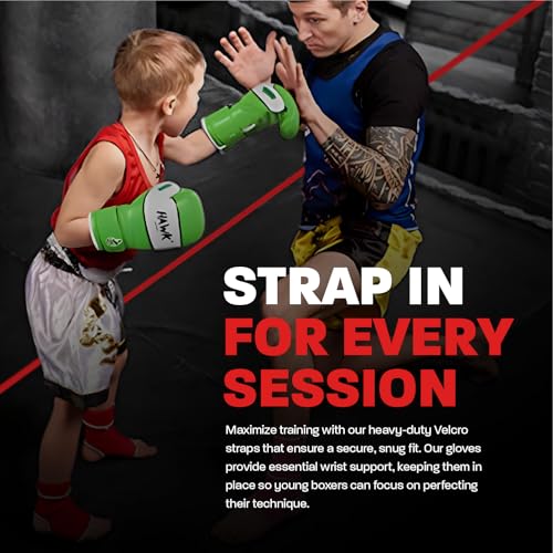 Kids Boxing Gloves for Kids Children Youth Punching Bag Kickboxing Muay Thai Mitts MMA Training Sparring Gloves - color: Green, size: 6 oz