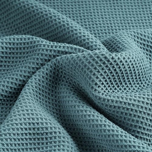 POLYTE 380 GSM Poly Blend Microfiber Quick Dry Waffle Bath Towel, 30x60 in - color: Green