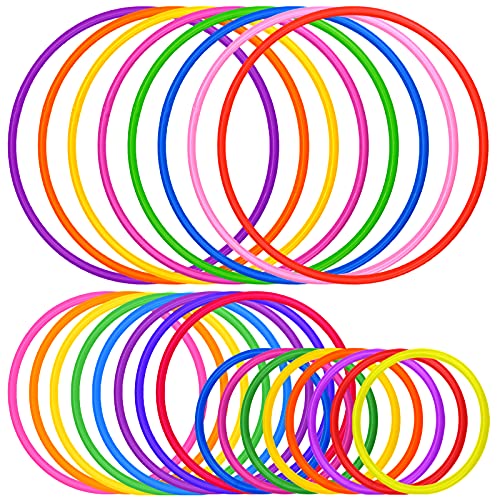 24 Pcs Multicolor Plastic Toss Rings Kids Ring Toss Game Carnival Rings for Speed and Agility Practice Games, Garden Backyard Outdoor Games, Bridal Shower Game, Game Booth (3 Sizes)